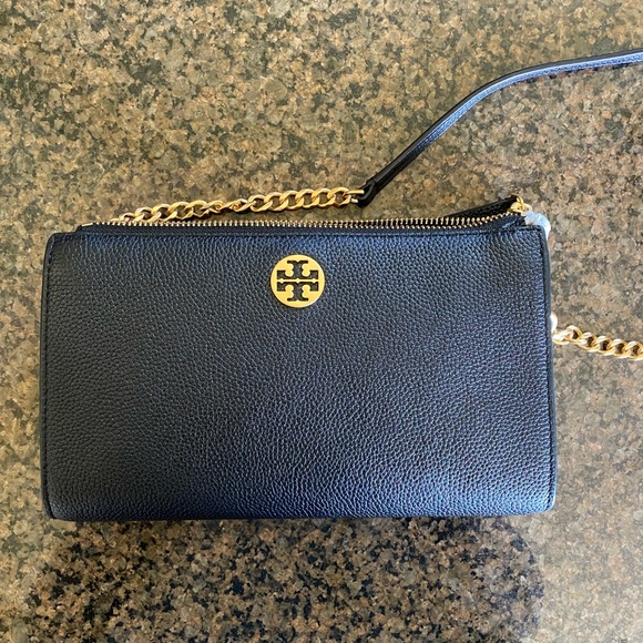 Tory Burch Handbags - NWT Tory Burch Everly Mini Top Zip Crossbody